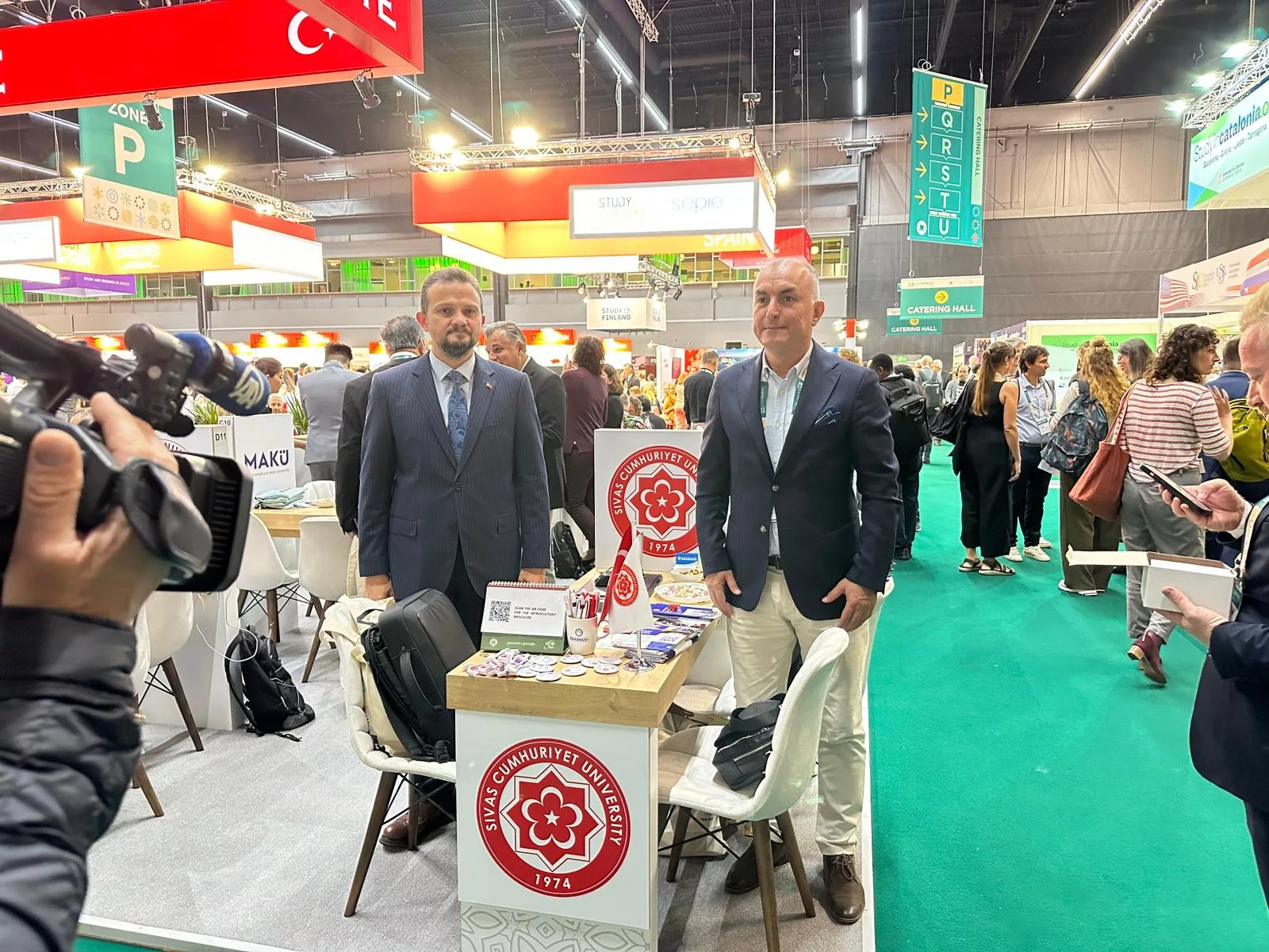 Sivas Cumhuriyet Üniversitesi, EAIE 2025 Fuarı’nda Uluslararası Görünürlüğünü Artırdı