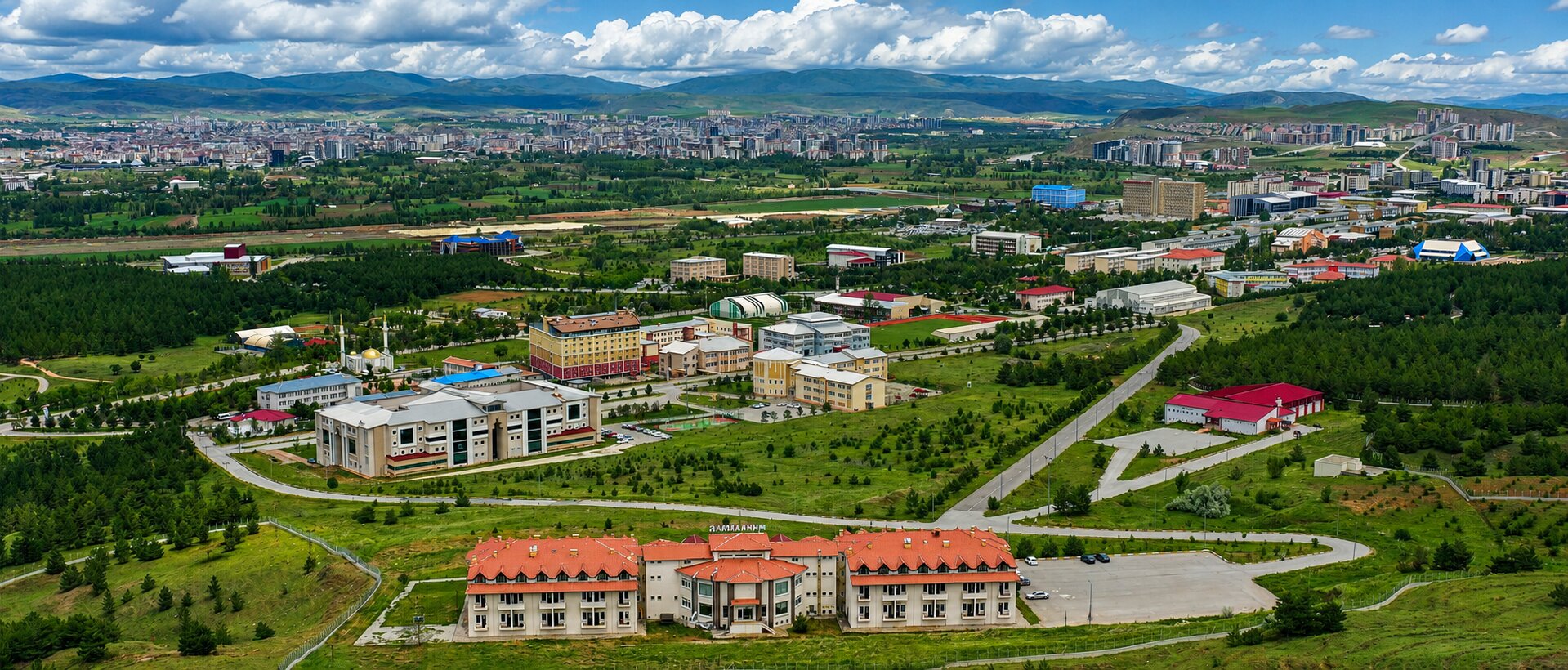 Explore the SCU Campus